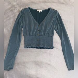 Button-Up Women's stretch waist top